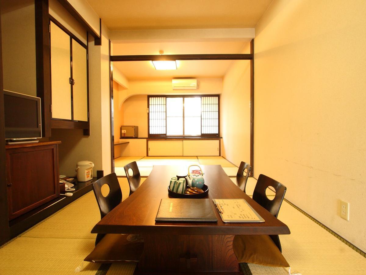 Gokuraku Onsen Takumi No Yado Hotel Takaharu Exterior photo