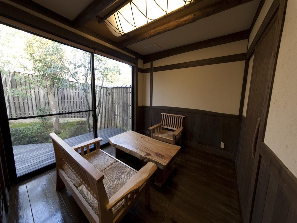 Gokuraku Onsen Takumi No Yado Hotel Takaharu Exterior photo